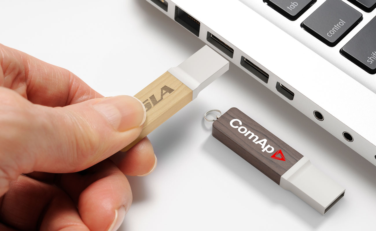 Carve - Minnepenn av Tre gallery thumbnail