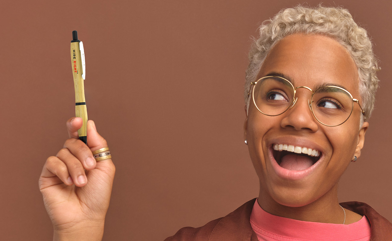 Contour - Tilpassede salgsfremmende Penner av bambus gallery thumbnail