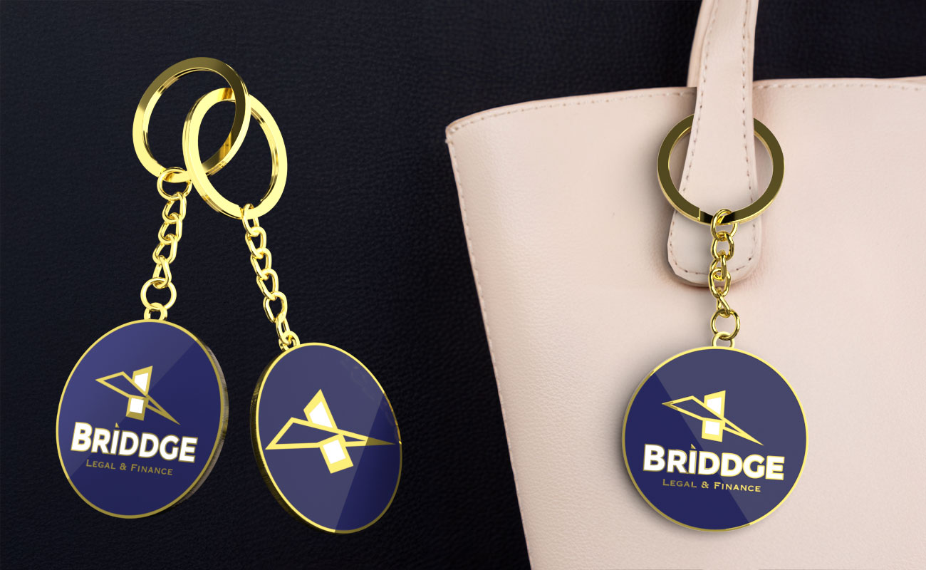 Nøkkelring i emalje - Tilpasset nøkkelring gallery thumbnail