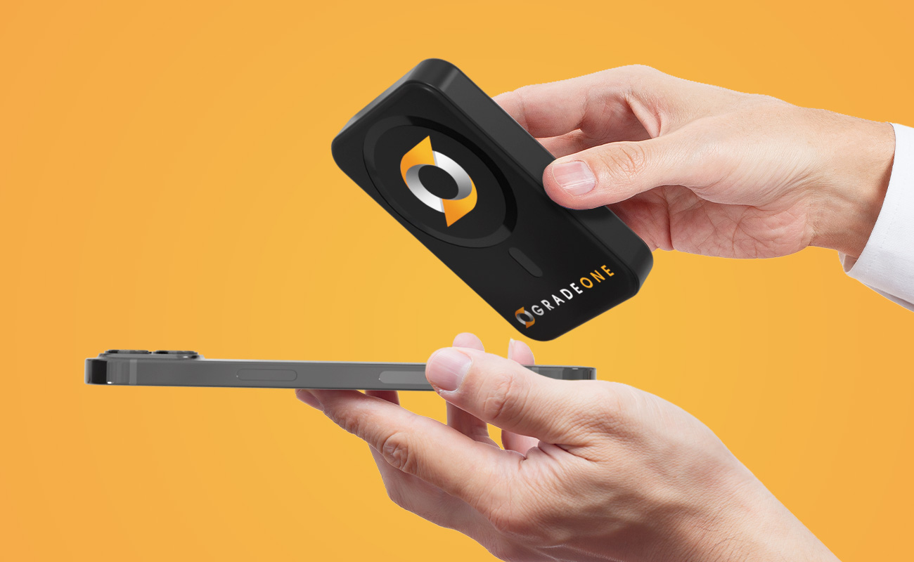 Force - Spesialtilpassede reklameMagnetiske trådløse powerbanker gallery thumbnail