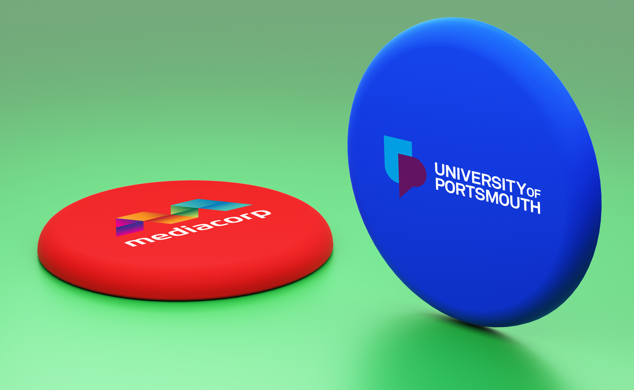 Hawk - Spesialtilpassede reklame flygende skiver gallery thumbnail