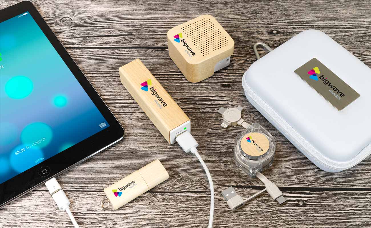 Maple L - Gavesett med logo gallery thumbnail