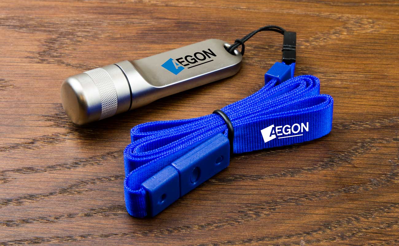 Nox - Tilpassede vannfaste minnepinner gallery thumbnail