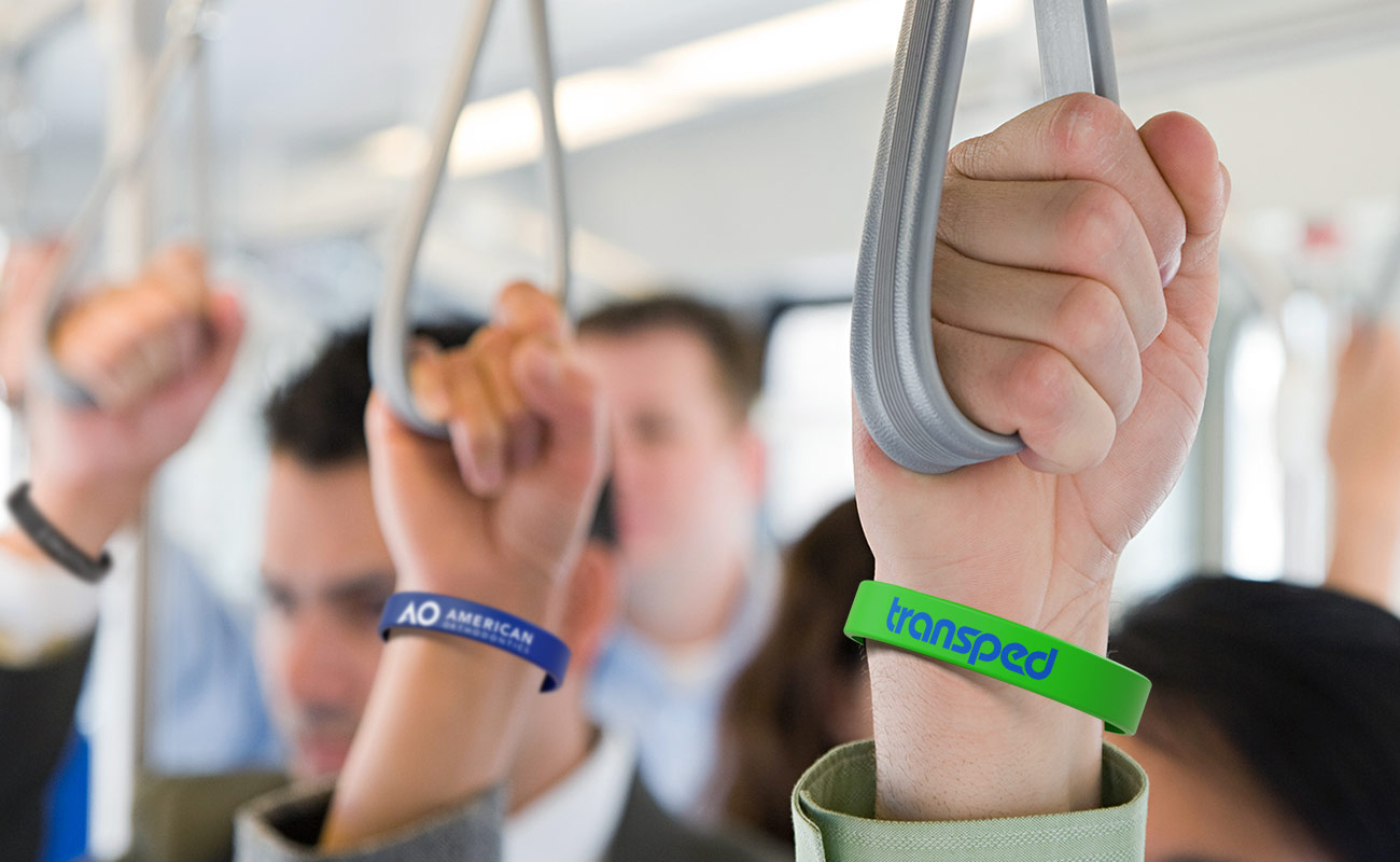 Revo - Personlige Silikonarmbånd gallery thumbnail