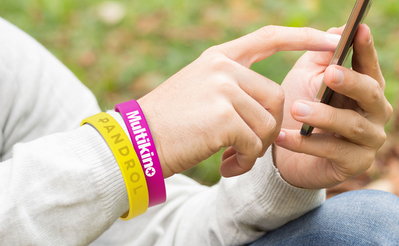 Revo - Salgsfremmende Silikonarmbånd gallery thumbnail