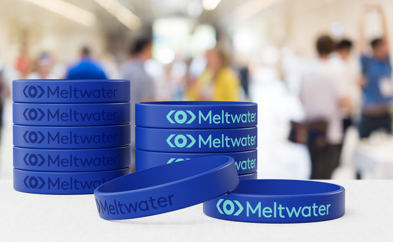 Revo - Silikonarmbånd med logo gallery thumbnail