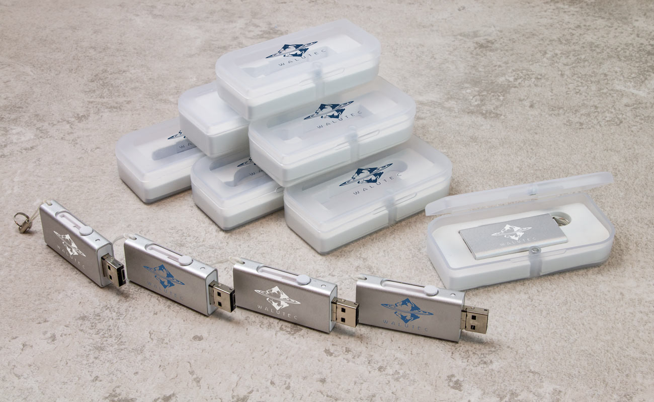 Slide - USB-C Logo gallery thumbnail